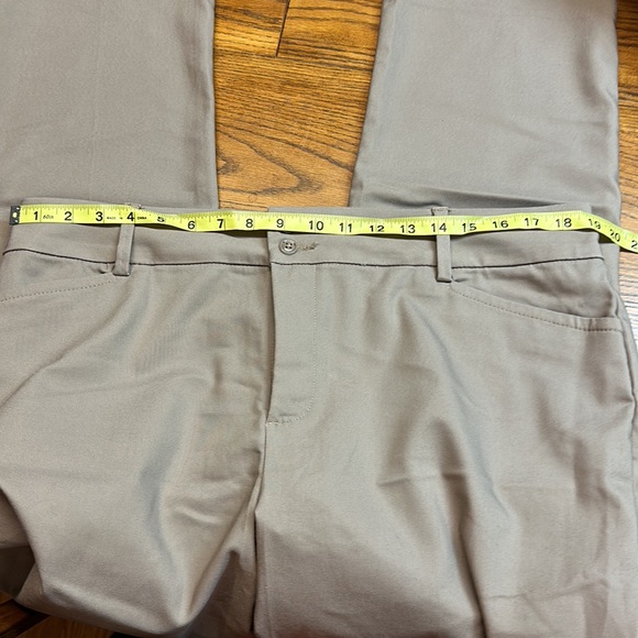 Lee Dress Pants, size 18 - Picture 8 of 10